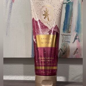 Vanilla Nutmeg Body Lotion Bath and Body Works